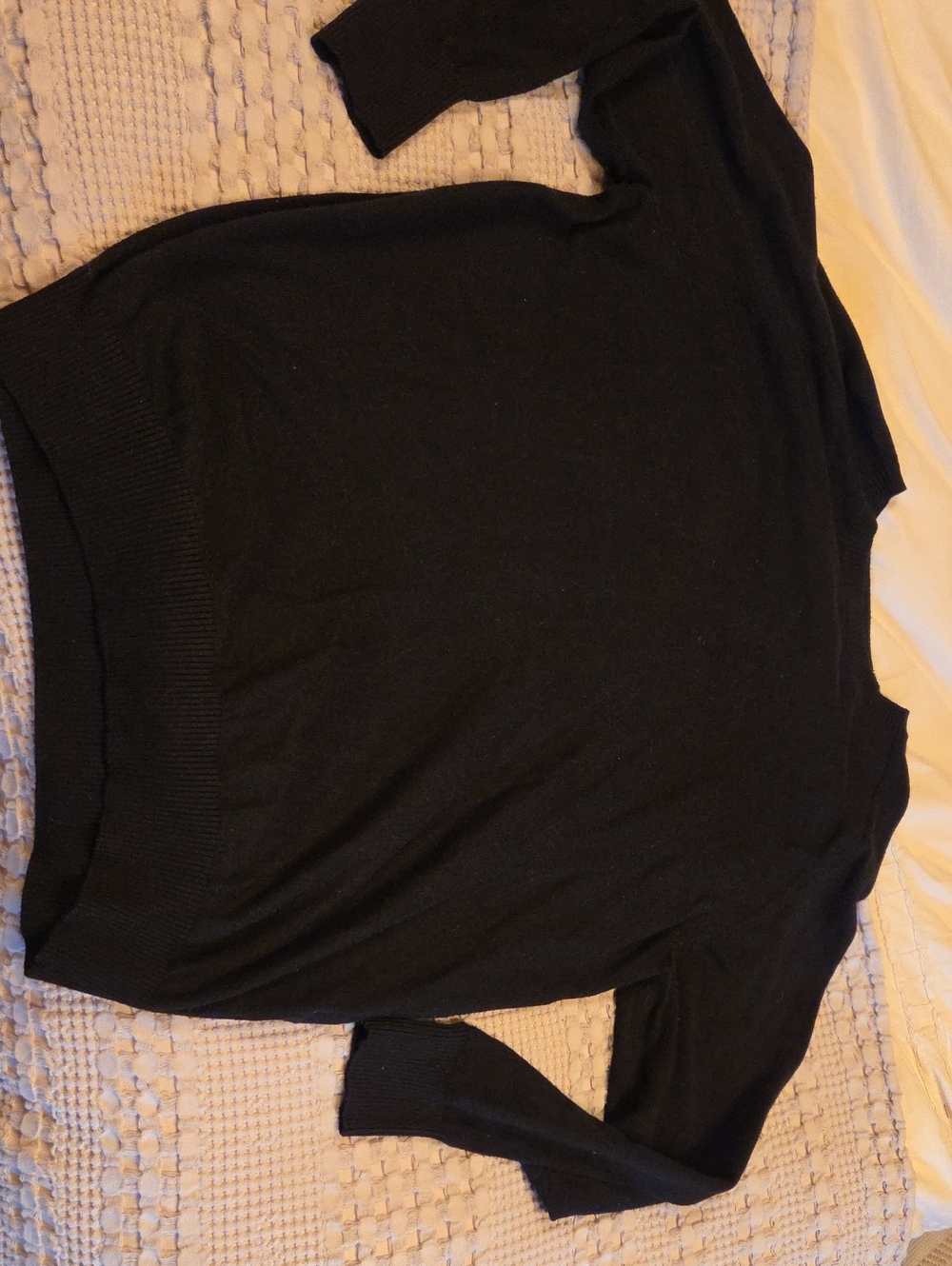 Universal Standard Black Crewneck Sweater Small